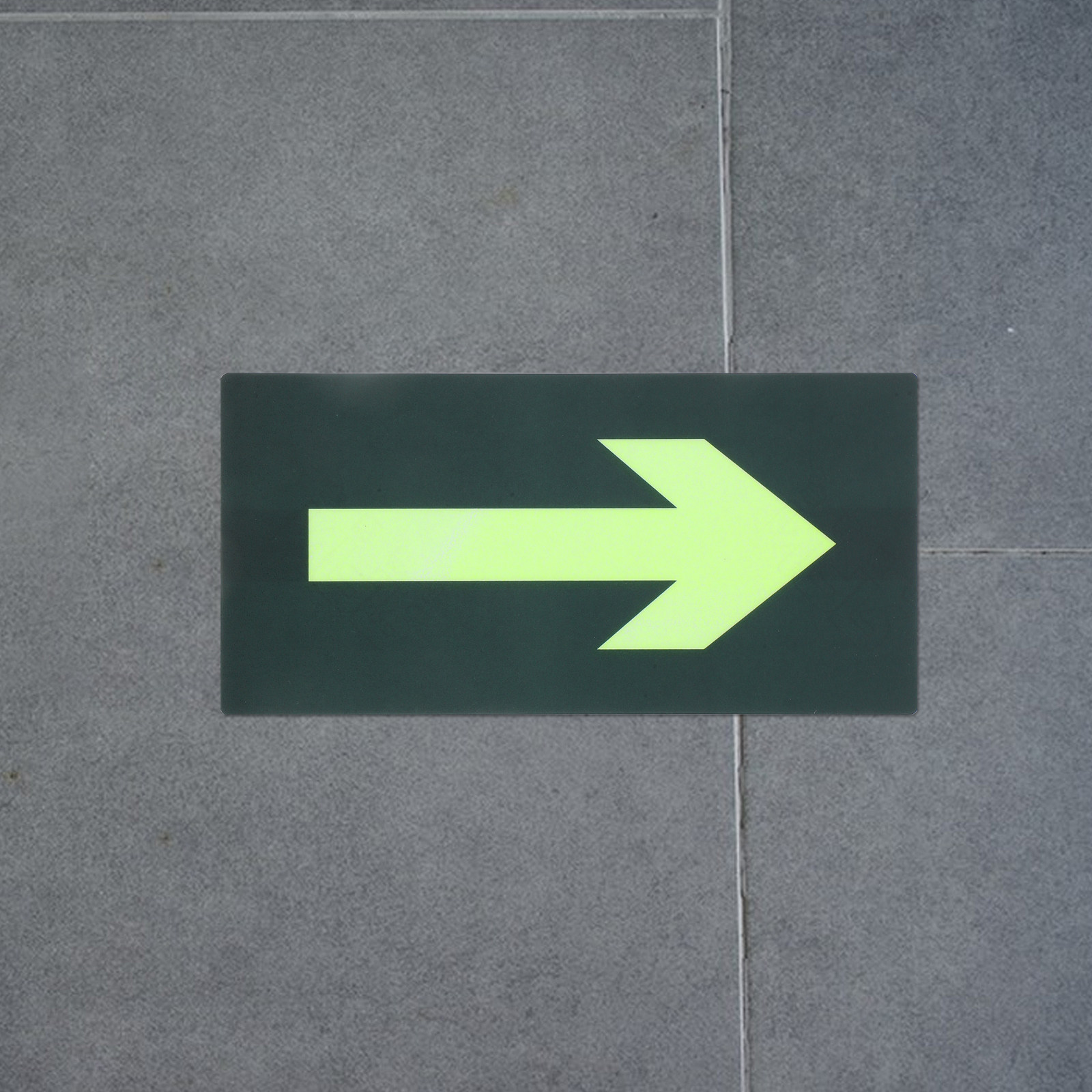 8Pcs Night Glow Exit Arrow Sti - огляд і ціна Emergency Exit Sign